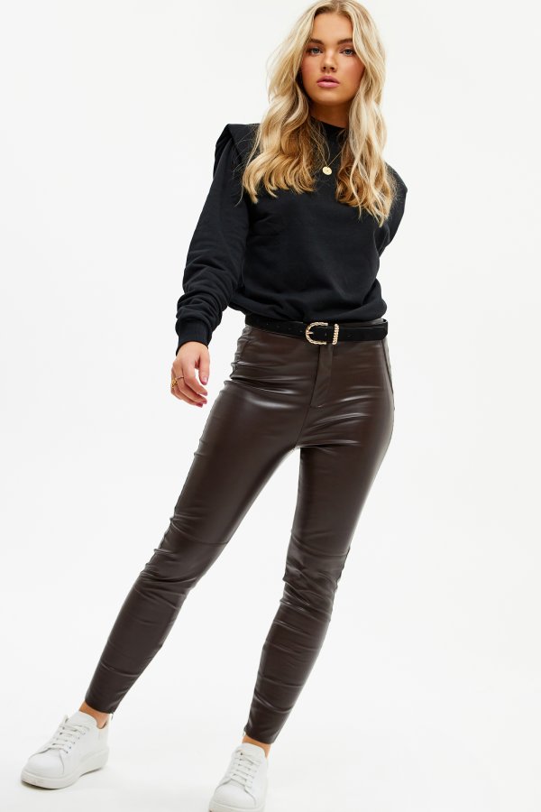 Pantalón de piel sintética marrón oscuro | Loavies