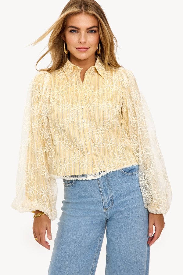 Lichtgele blouse met bloemen en pailletten | Loavies