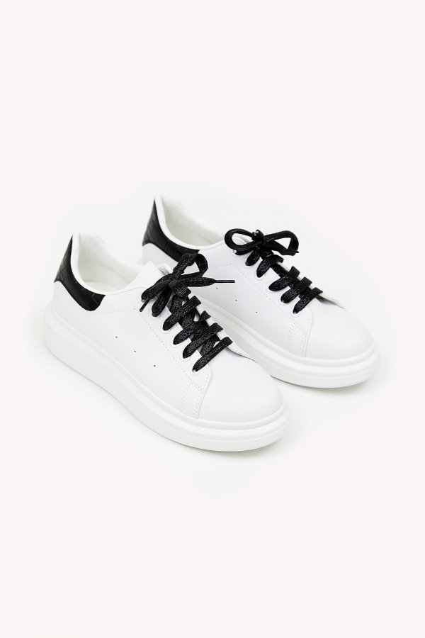 Witte dad sneakers met details - Dames | MANFIELD