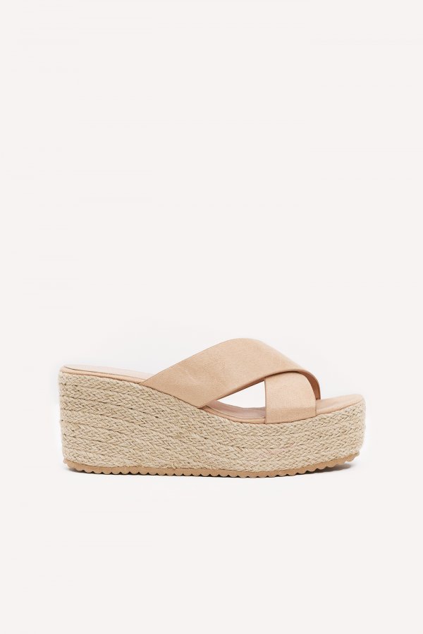 Loavies beige plateau slippers | Loavies